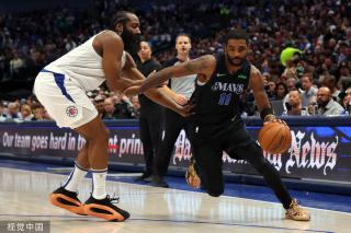 也释放出他 也释放出他