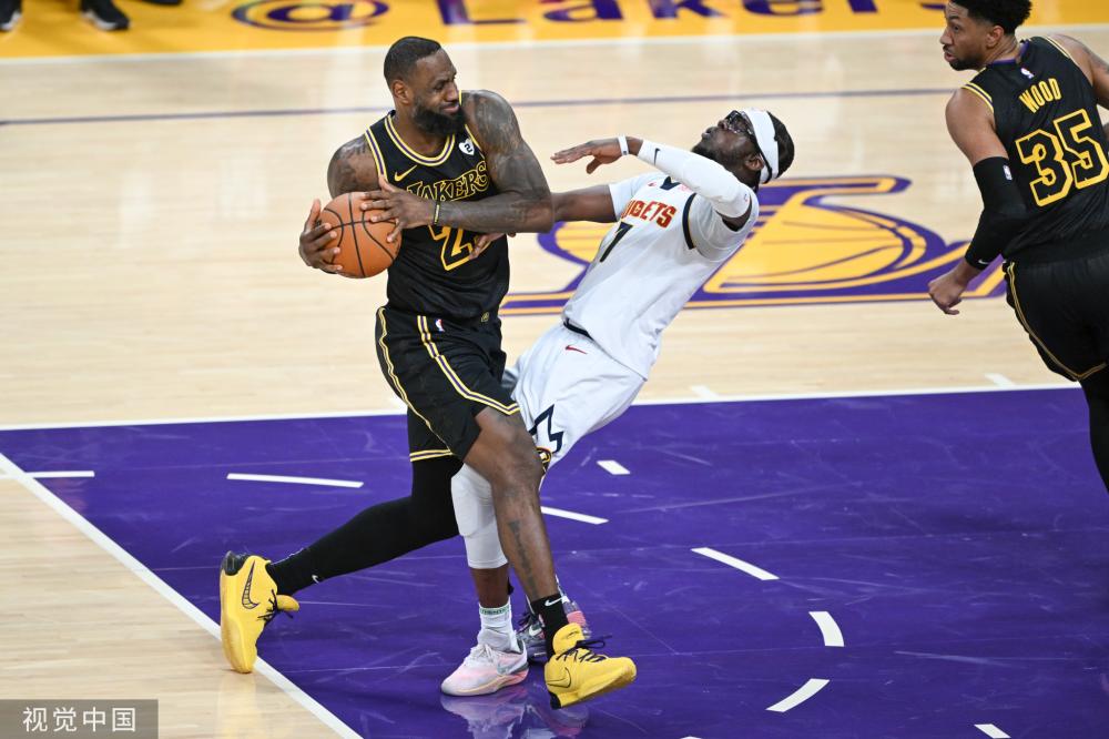 中国选手以 中国选手以