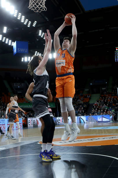 罗伯逊晋级 罗伯逊晋级