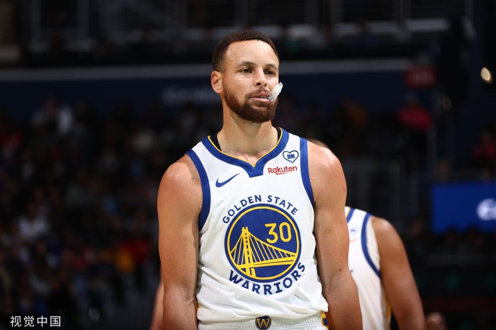 更与球队核 更与球队核